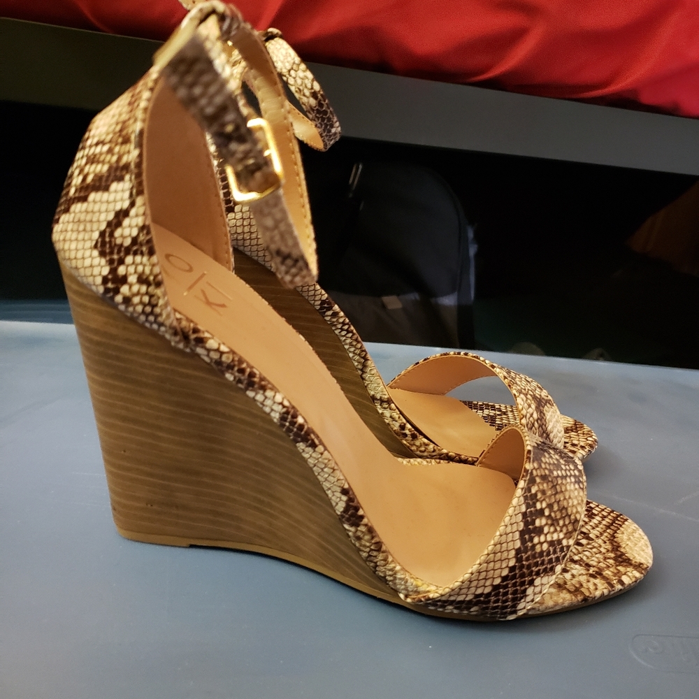 Snakeskin Wedge Sandals